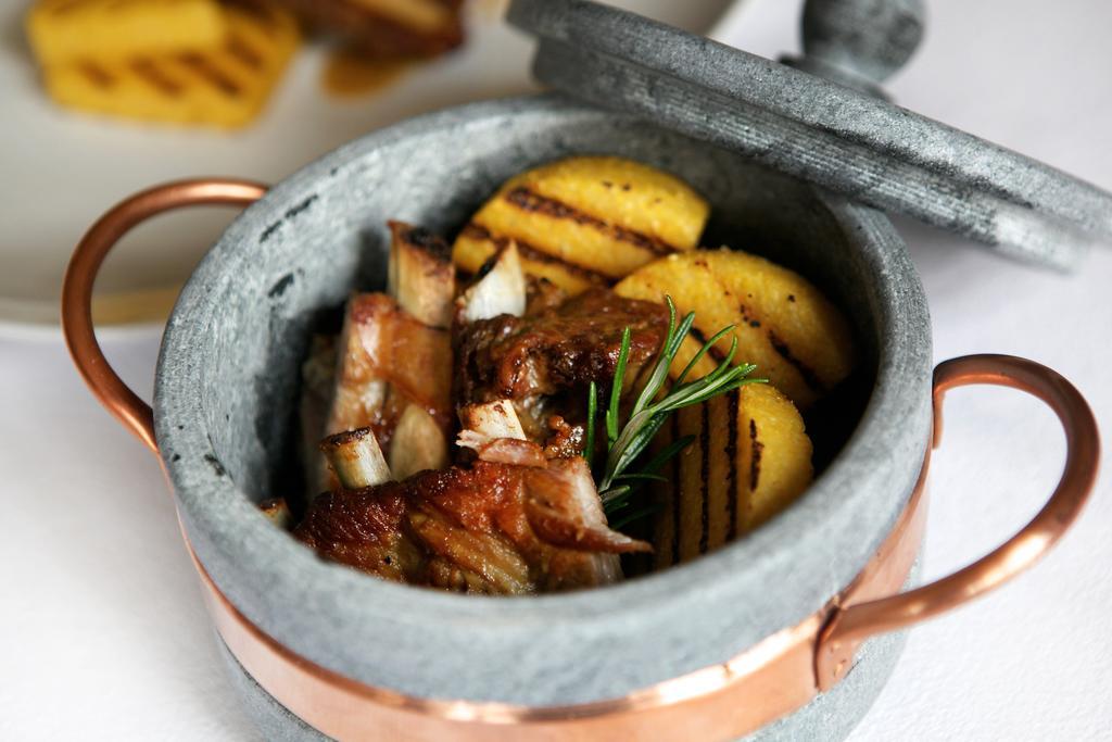 Altavilla Locanda E Tipica Trattoria Bianzone Ngoại thất bức ảnh
