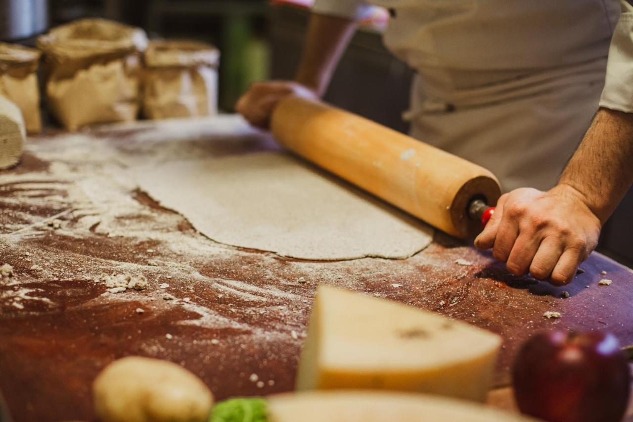 Altavilla Locanda E Tipica Trattoria Bianzone Ngoại thất bức ảnh